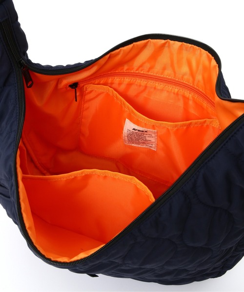 AVIREX(アヴィレックス)の「《限定》BONDING QUILTING SHOULDER BAG/キルティングショルダーバッグ(ショルダーバッグ・レディース・レッド/グリーン系その他/ネイビー/ブラック/ブラック系その他・F)」の9枚目の写真