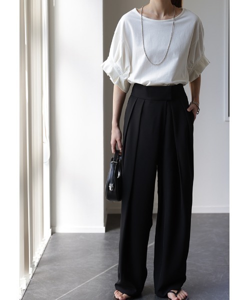 HUG.U（ハグユー）の「美タックパンツ（スラックス・レディース・モカ/ロイヤルブルー/グリーン/ブラック・レギュラー丈/トール丈）」の19枚目の写真