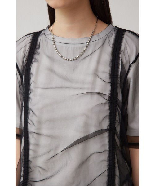AZUL by moussy(アズールバイマウジー)の「チュールレイヤードドロストトップス(Tシャツ/カットソー・レディース・アイボリー/ブラック/グレー・FREE)」の17枚目の写真
