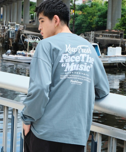 WEGO(ウィゴー)の「WEGO/フロッキーロゴBIG T(Tシャツ/カットソー・メンズ・アイボリー/ホワイト/グリーン・LARGE/MEDIUM)」の3枚目の写真