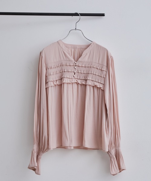VIS（ビス）の「割繊シャーリングミニフリルブラウス/洗える（シャツ/ブラウス・レディース・チャコールグレー/オフホワイト/ホワイト系その他6/ピンク・FREE）」の13枚目の写真
