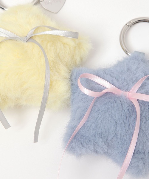 tiny tiny（ティニーティニー）の「ファーモチーフチャーム[tiny tiny(ティニーティニー)]（チャーム・レディース・ホワイト/ピンク/ブルー/イエロー・0）」の9枚目の写真