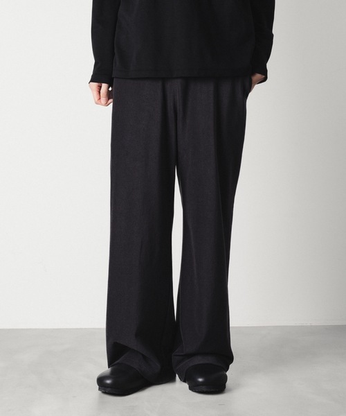 ATTACHMENT(アタッチメント)の「CO/PE ハイゲージパイル ワイドラウンジトラウザーズ / CO/PE HIGH GAUGE PILE WIDE LOUNGE TROUSERS(その他パンツ・メンズ・ライトベージュ/ブラック・2/1/3)」の8枚目の写真