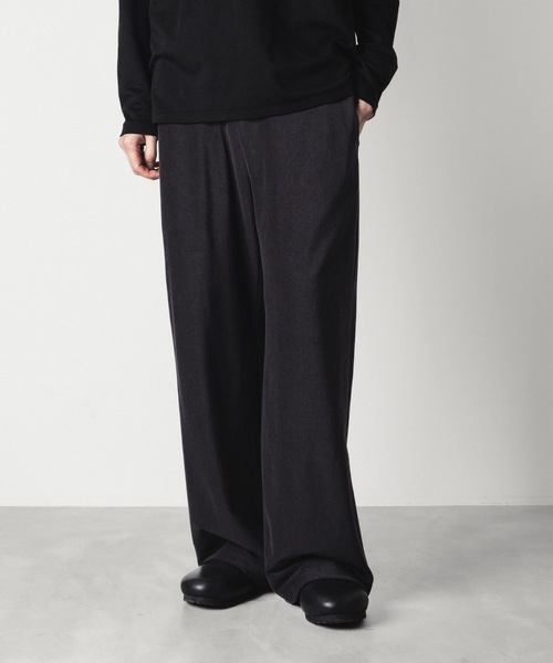 ATTACHMENT(アタッチメント)の「CO/PE ハイゲージパイル ワイドラウンジトラウザーズ / CO/PE HIGH GAUGE PILE WIDE LOUNGE TROUSERS(その他パンツ・メンズ・ライトベージュ/ブラック・2/1/3)」の9枚目の写真