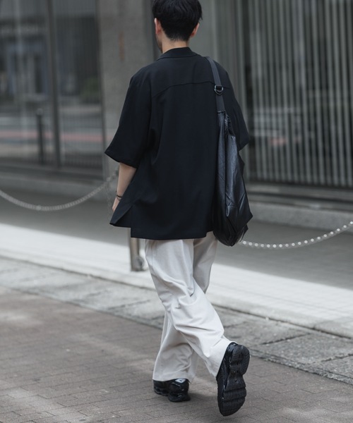 ATTACHMENT(アタッチメント)の「CO/PE ハイゲージパイル ワイドラウンジトラウザーズ / CO/PE HIGH GAUGE PILE WIDE LOUNGE TROUSERS(その他パンツ・メンズ・ライトベージュ/ブラック・2/1/3)」の7枚目の写真