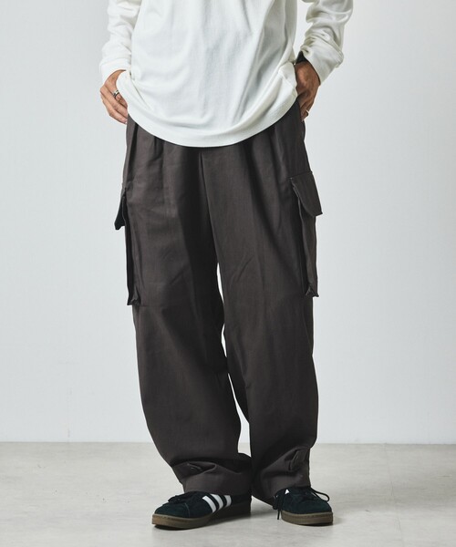 FREAK'S STORE(フリークスストア)の「限定展開 スタンダードフィット M-47 フィールドパンツ/カーゴパンツ(カーゴパンツ・メンズ・チャコールグレー/ブラック/オリーブ・MEDIUM/SMALL/LARGE)」の13枚目の写真