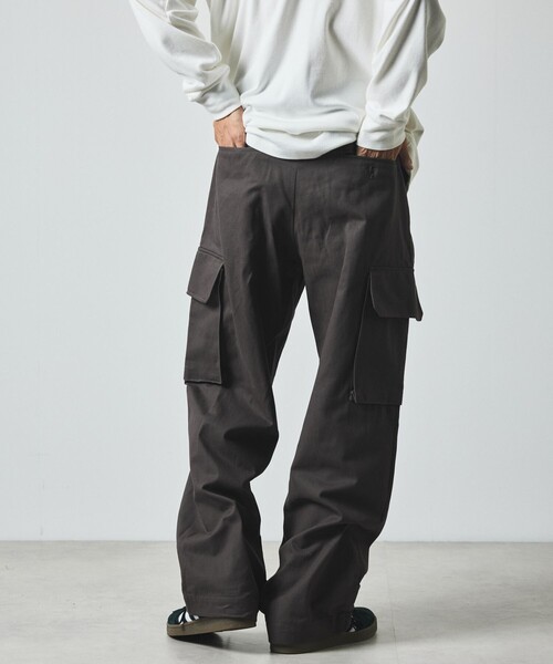 FREAK'S STORE(フリークスストア)の「限定展開 スタンダードフィット M-47 フィールドパンツ/カーゴパンツ(カーゴパンツ・メンズ・チャコールグレー/ブラック/オリーブ・MEDIUM/SMALL/LARGE)」の15枚目の写真
