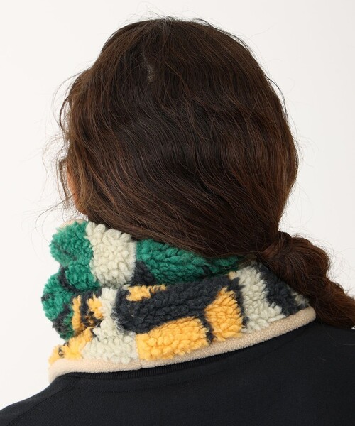 Columbia（コロンビア）の「Columbia／ゲシュモズル ネックゲイター ボアフリース／コロンビア（ネックウォーマー/スヌード・レディース・レッド/ブルー/グリーン/グレー/ブラック/ブラウン/ベージュ/ネイビー/ブラック系その他/グレー系その他・ONE SIZE）」の17枚目の写真