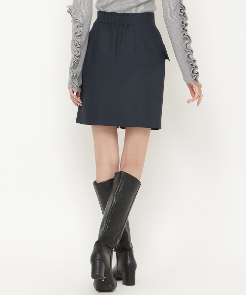 AND COUTURE(アンドクチュール)の「フラップミニスカート(スカート・レディース・ブラック/グレー/ネイビー・MEDIUM/SMALL)」の13枚目の写真