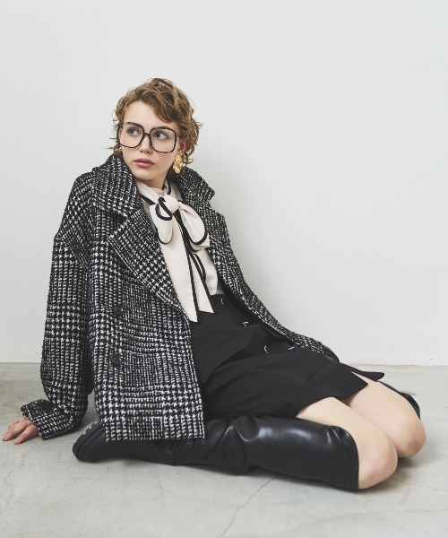 AND COUTURE(アンドクチュール)の「フラップミニスカート(スカート・レディース・ブラック/グレー/ネイビー・MEDIUM/SMALL)」の19枚目の写真