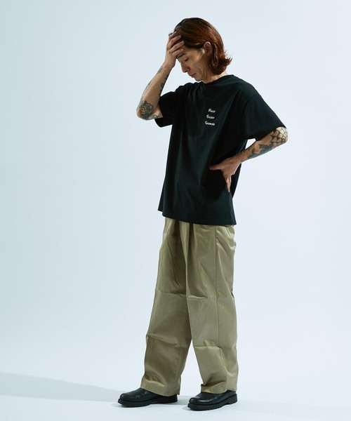 PARIS SAINT-GERMAIN(パリサンジェルマン)の「【Paris Saint-Germain / パリ・サン=ジェルマン】JP Ryu Germain embroidery TEE(Tシャツ/カットソー・メンズ・ブラック/ネイビー/ホワイト・MEDIUM/LARGE/X-LARGE)」の18枚目の写真