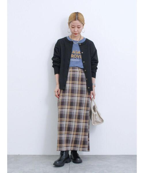 Samansa Mos2 blue（サマンサモスモスブルー）の「ピグメントアソートプリントロンT（Tシャツ/カットソー・レディース・ブルー/チャコールグレー/シルバーグレー・F）」の5枚目の写真