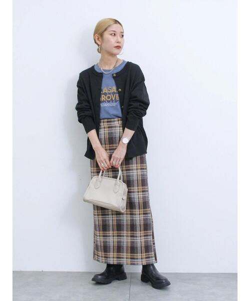 Samansa Mos2 blue（サマンサモスモスブルー）の「ピグメントアソートプリントロンT（Tシャツ/カットソー・レディース・ブルー/チャコールグレー/シルバーグレー・F）」の6枚目の写真