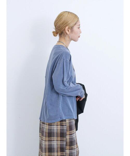 Samansa Mos2 blue（サマンサモスモスブルー）の「ピグメントアソートプリントロンT（Tシャツ/カットソー・レディース・ブルー/チャコールグレー/シルバーグレー・F）」の12枚目の写真