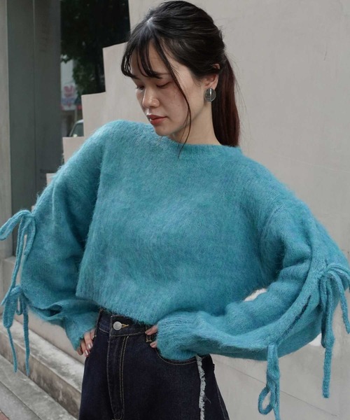 CORNERS（コーナーズ）の「袖リボン起毛シャギーショートニット（ニット/セーター・レディース・パープル/ベージュ/ブルー/グレー・M）」の10枚目の写真