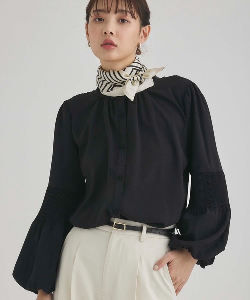 fifth(フィフス)の「前後2wayプリーツブラウス(ワンピース・レディース・アイボリー/ブラック/ボルドー/ライトグリーン/ピンク・M)」の3枚目の写真