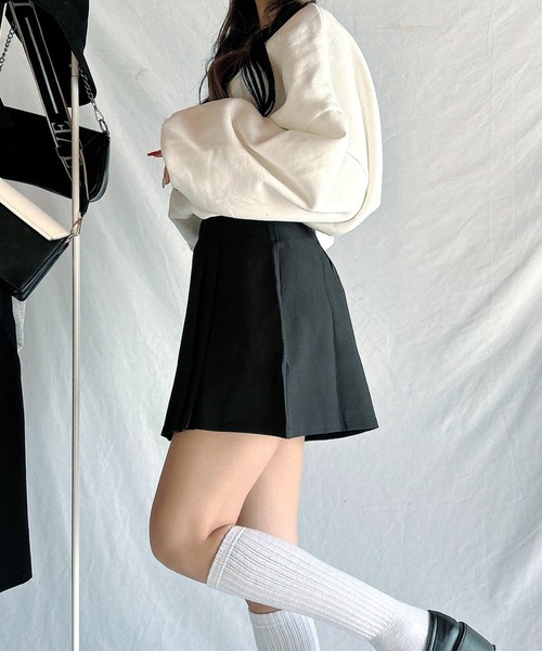 Chick(チック)の「▲Pleats Mini Skirt / プリーツミニスカート(スカート・レディース・ブラック/チャコールグレー/ホワイト/ベージュ・S/M/L)」の11枚目の写真