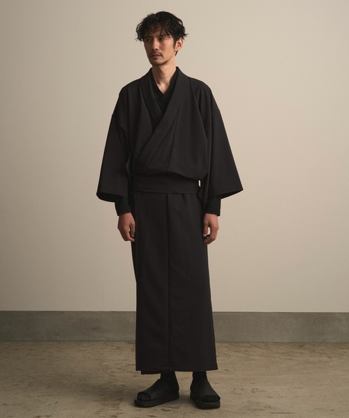 和ROBE（ワローブ）の「和ROBE / WINTER YUKATA TECH（浴衣・メンズ・ブラック/ダークネイビー/ブルー・2/3）」の6枚目の写真