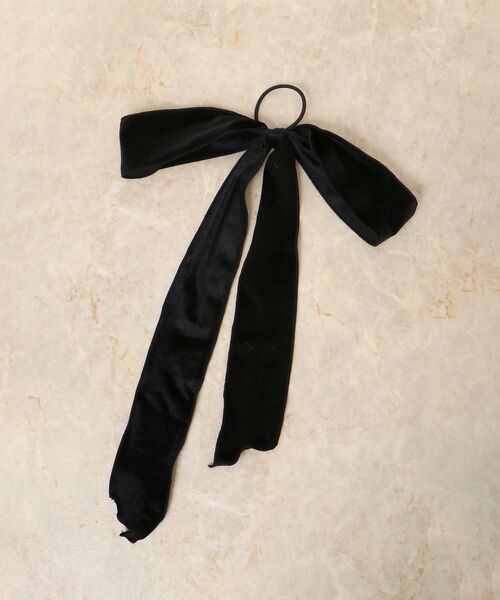 MAJESTIC LEGON(マジェスティックレゴン)の「ベロアリボンヘアアクセ(その他ヘアアクセサリー・レディース・ブラック・FREE)」の4枚目の写真