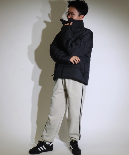 BAYBLO（ベイブロ）の「(DV)2トーン 中綿 パデット ボリューム ジャケット（ダウンジャケット/コート・メンズ・チャコールグレー×ブラック/ブラック×ブラック/オリーブ×ブラック・MEDIUM/LARGE/X-LARGE）」の19枚目の写真