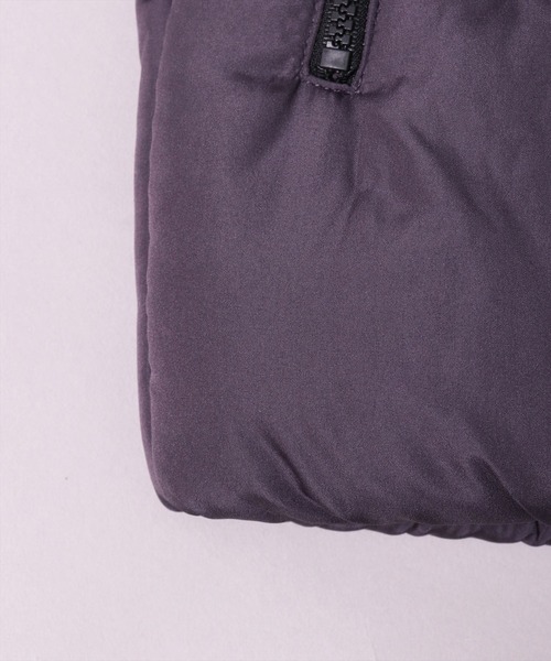 BAYBLO（ベイブロ）の「(DV)2トーン 中綿 パデット ボリューム ジャケット（ダウンジャケット/コート・メンズ・チャコールグレー×ブラック/ブラック×ブラック/オリーブ×ブラック・MEDIUM/LARGE/X-LARGE）」の13枚目の写真