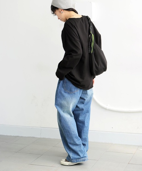 antiqua(アンティカ)の「ワイドロンT(Tシャツ/カットソー・レディース・チャコールグレー/ブラック・ONESIZE)」の3枚目の写真