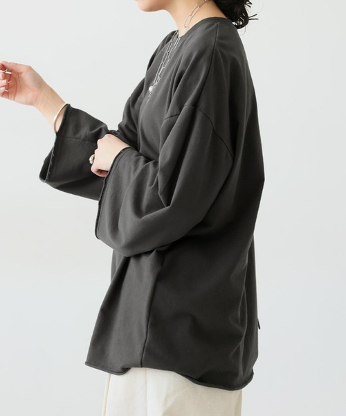 antiqua(アンティカ)の「ワイドロンT(Tシャツ/カットソー・レディース・チャコールグレー/ブラック・ONESIZE)」の11枚目の写真