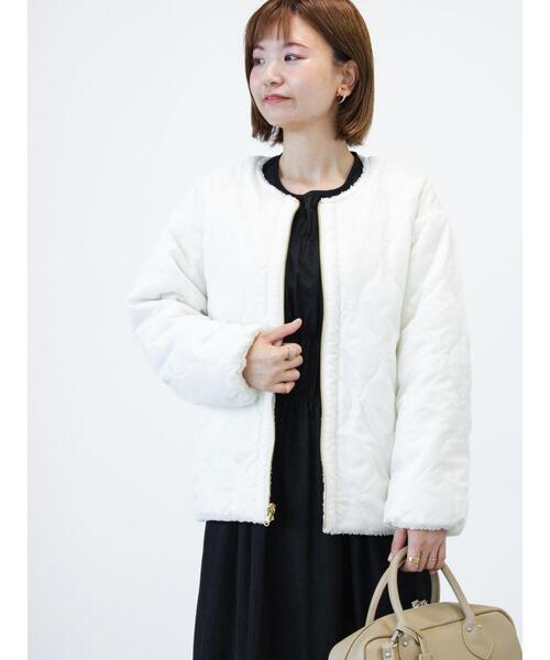 Lugnoncure(ルノンキュール)の「リバーシブルボアブルゾン(ブルゾン・レディース・オフホワイト/グレー/ベージュ・F)」の12枚目の写真