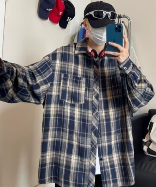 MGV（エムジーヴィー）の「オンブレチェックシャツ（シャツ/ブラウス・メンズ・ブラウン/ネイビー・MEDIUM/LARGE/X-LARGE）」の9枚目の写真
