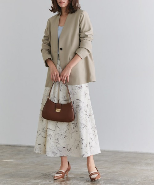 Pierrot（ピエロ）の「2wayスリーブノーカラージャケット（ノーカラージャケット・レディース・グレイッシュベージュ/ブラック/ネイビー・L/M/S）」の18枚目の写真