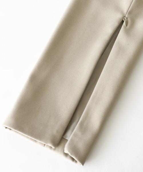 Pierrot（ピエロ）の「2wayスリーブノーカラージャケット（ノーカラージャケット・レディース・グレイッシュベージュ/ブラック/ネイビー・L/M/S）」の6枚目の写真