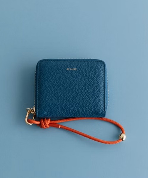 Beau're（ヴュレ）の「【BEAURE】カウレザー ハンドストラップ付きバイカラーラウンドミニウォレット B-24096（財布・レディース・ブラック/シルバー/ゴールド/アイボリー/グレイッシュベージュ/ライトピンク/イエロー/パープル/ブルー・FREE）」の4枚目の写真