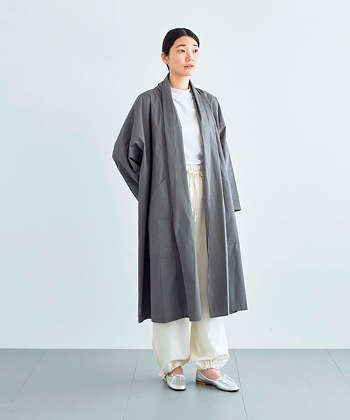ata(アタ)の「ata robe 2. / 綿ブロード ローブコート(その他アウター・レディース・ネイビー/グレー/ホワイト/ピンク・MEDIUM)」の2枚目の写真
