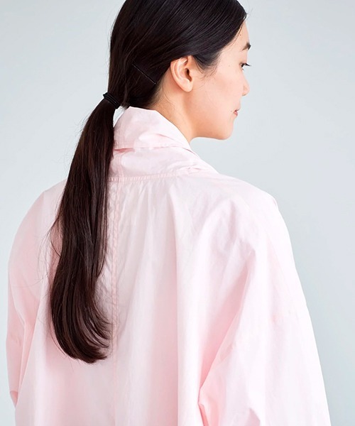ata(アタ)の「ata robe 2. / 綿ブロード ローブコート(その他アウター・レディース・ネイビー/グレー/ホワイト/ピンク・MEDIUM)」の5枚目の写真