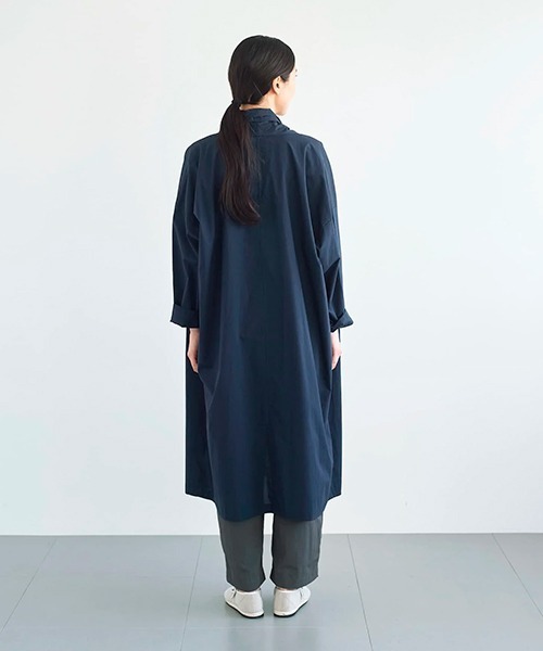 ata(アタ)の「ata robe 2. / 綿ブロード ローブコート(その他アウター・レディース・ネイビー/グレー/ホワイト/ピンク・MEDIUM)」の13枚目の写真