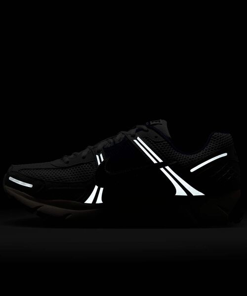 NIKE スニーカー ボメロ5 メンズ 決まりました NIKE公式】ナイキ ズーム ボメロ 5 メンズシューズ.オンラインストア