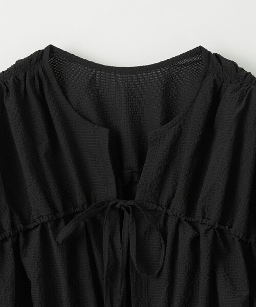 EMMEL REFINES(エメルリファインズ)の「<EMMEL REFINES>EM カラミタンブラー リボンギャザー ブラウス(シャツ/ブラウス・レディース・ホワイト/ブラック/ライトブルー・FREE)」の6枚目の写真