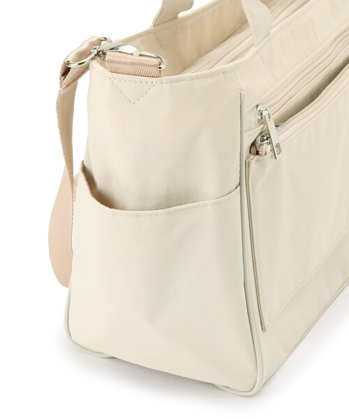 SHOO・LA・RUE（シューラルー）の「【撥水／2WAY】12ポケットトートバッグ【キャリーオン】（トートバッグ・レディース・グレー/アイボリー/ブラック・00）」の18枚目の写真