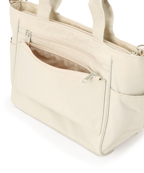 SHOO・LA・RUE（シューラルー）の「【撥水／2WAY】12ポケットトートバッグ【キャリーオン】（トートバッグ・レディース・グレー/アイボリー/ブラック・00）」の20枚目の写真
