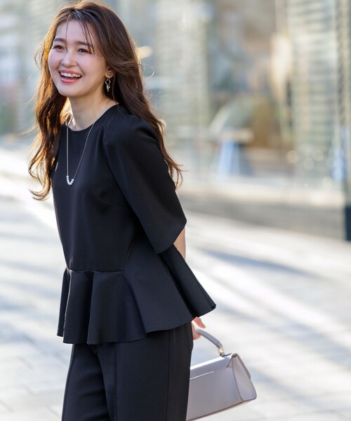 ANY SIS（エニィスィス）の「コンフォートイージーペプラム  ブラウス（シャツ/ブラウス・レディース・オレンジ系/ブラック系/ライトイエロー系/アイボリー系・2）」の2枚目の写真