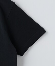 6(ROKU)＞YVES KLEIN Tシャツを使った人気ファッションコーディネート