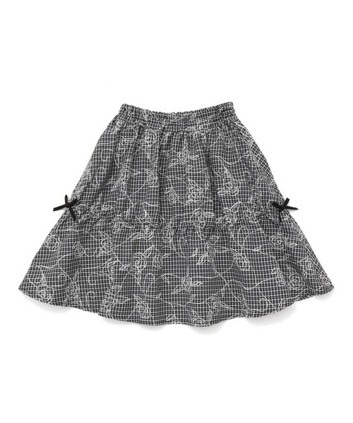 BeBe（ベベ）の「【お揃い】先染めチェックローズプリントミモレ丈スカート(110~160cm)（スカート・キッズ・ブラック系その他・140cm/150cm/130cm/120cm）」の5枚目の写真