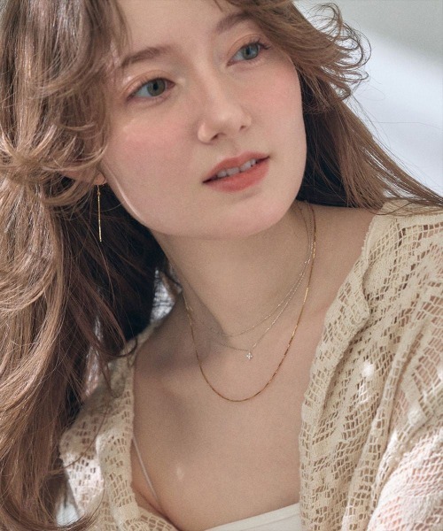 Jolie Toujours(ジョリトゥジュール)の「【金属アレルギー軽減】〈SV925〉ベネチアンチェーンGPフックピアス(ピアス(両耳用)・レディース・ゴールド・FREE)」の3枚目の写真