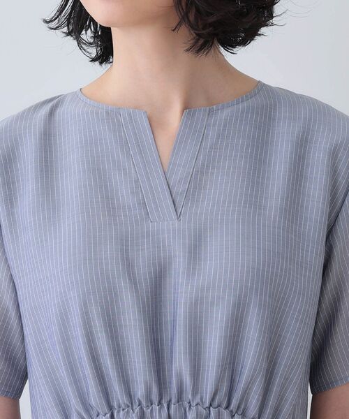 INDIVI（インディヴィ）の「【洗える／エアリー】ハイウエストワンピース（ワンピース・レディース・ネイビー系2/ネイビー系3/ブラウン系その他5/ブルーグリーン/ベージュ系その他5・40/38/36/19/15 /13/05/03）」の17枚目の写真