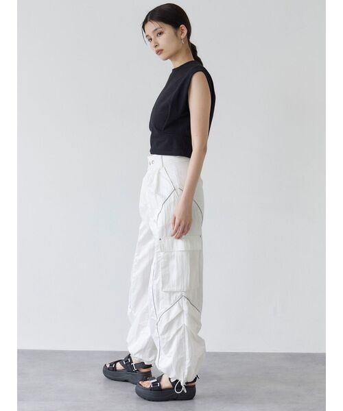 MURUA（ムルーア）の「ラインカーゴパンツ（カーゴパンツ・レディース・ホワイト/グレー/ブルー・FREE）」の14枚目の写真