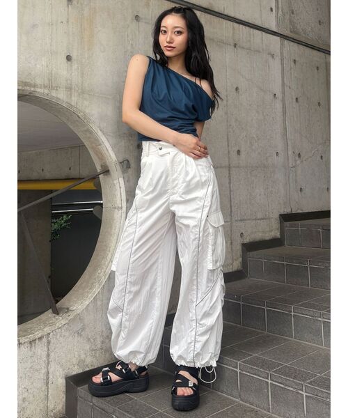 MURUA（ムルーア）の「ラインカーゴパンツ（カーゴパンツ）」 - WEAR