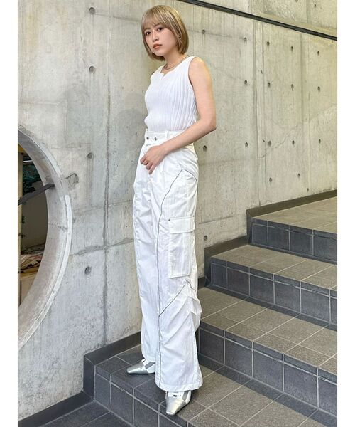 MURUA（ムルーア）の「ラインカーゴパンツ（カーゴパンツ・レディース・ホワイト/グレー/ブルー・FREE）」の20枚目の写真