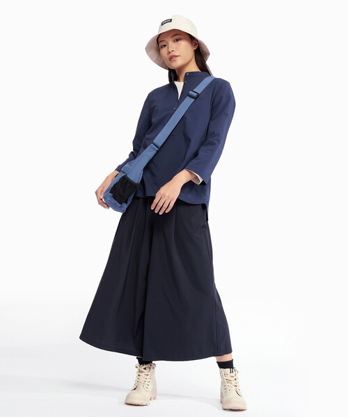 AIGLE（エーグル）の「UVカット 速乾 ワンポイントロゴ刺繍 ワイドレッグ フレアパンツ / ドレープワイドパンツ（その他パンツ・レディース・ブラック/ベージュ・38/36/34/40）」の3枚目の写真