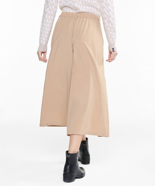 AIGLE（エーグル）の「UVカット 速乾 ワンポイントロゴ刺繍 ワイドレッグ フレアパンツ / ドレープワイドパンツ（その他パンツ・レディース・ブラック/ベージュ・38/36/34/40）」の8枚目の写真