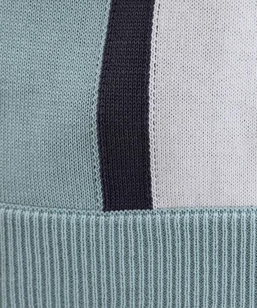 TAKEO KIKUCHI（タケオキクチ）の「カラーブロッキング プルオーバー ニット（ニット/セーター・メンズ・ライトグレー系4/グリーン系5/レッド系/ブラウン系5・01/02/03/04）」の11枚目の写真